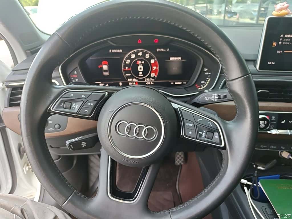 Audi A4L, 2019 11