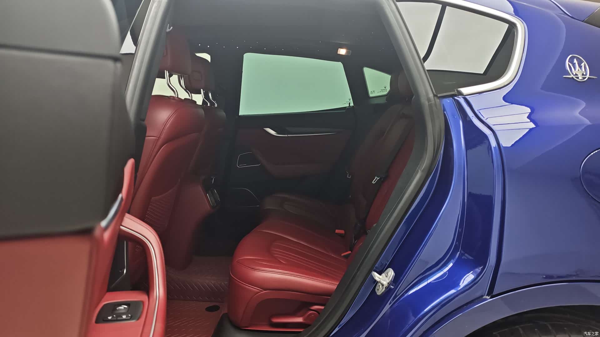 Maserati Levante, 2017 все фото