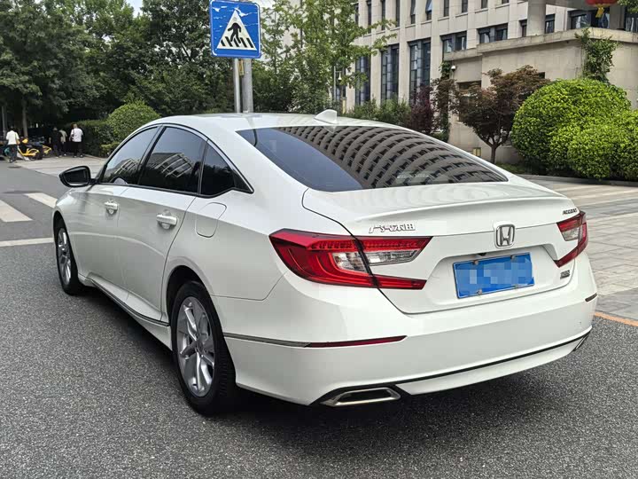 Honda Accord, 2019 года фото 3