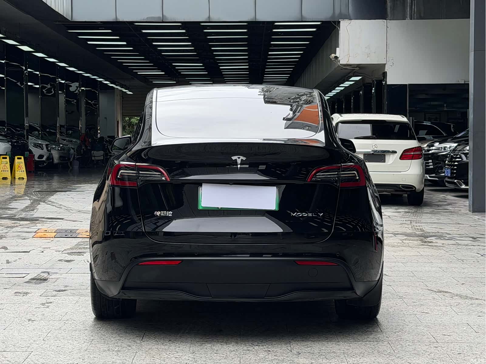 Tesla Model Y, 2021 15
