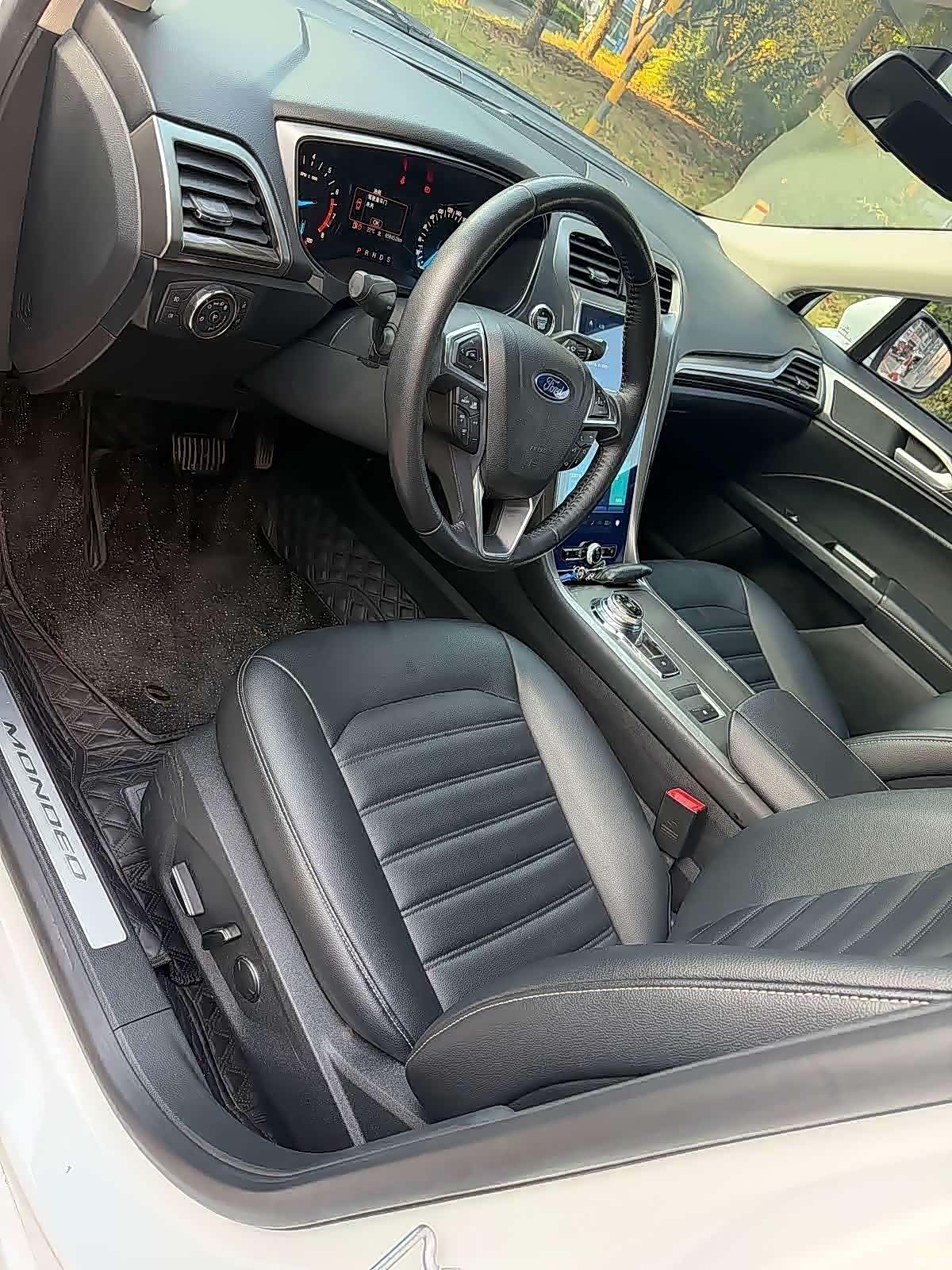 Ford Mondeo, 2021 все фото