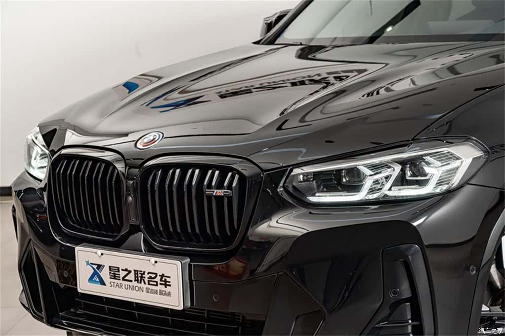 BMW X3, 2023 все фото