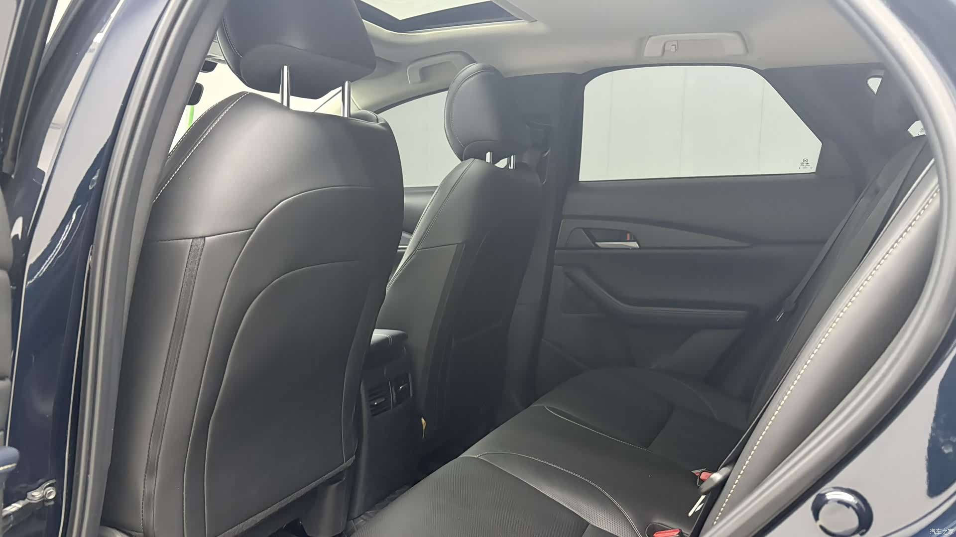 Mazda CX-30, 2022 17