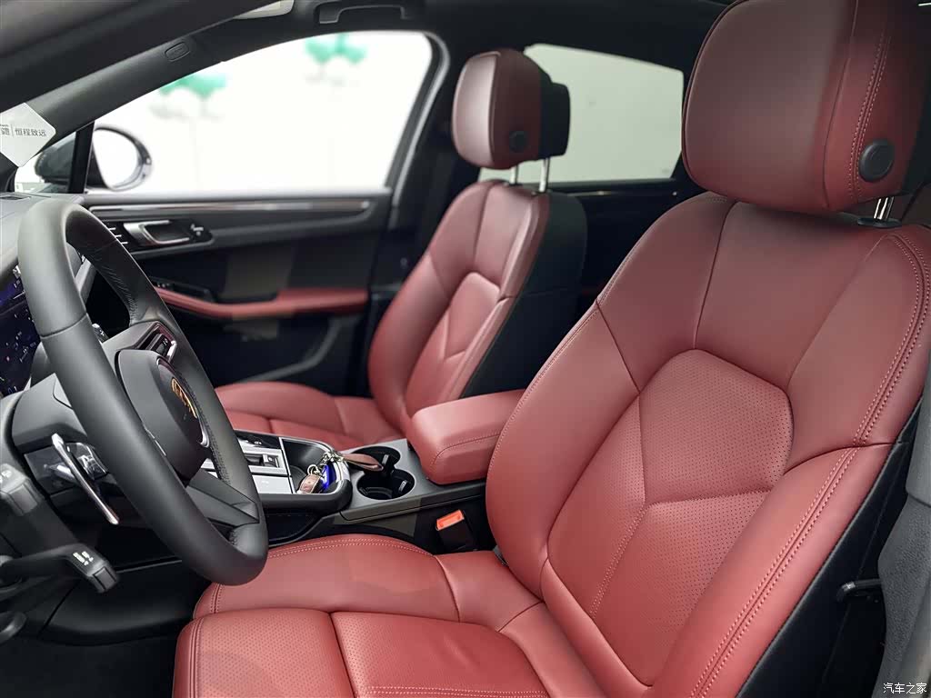 Porsche Macan, 2025 23