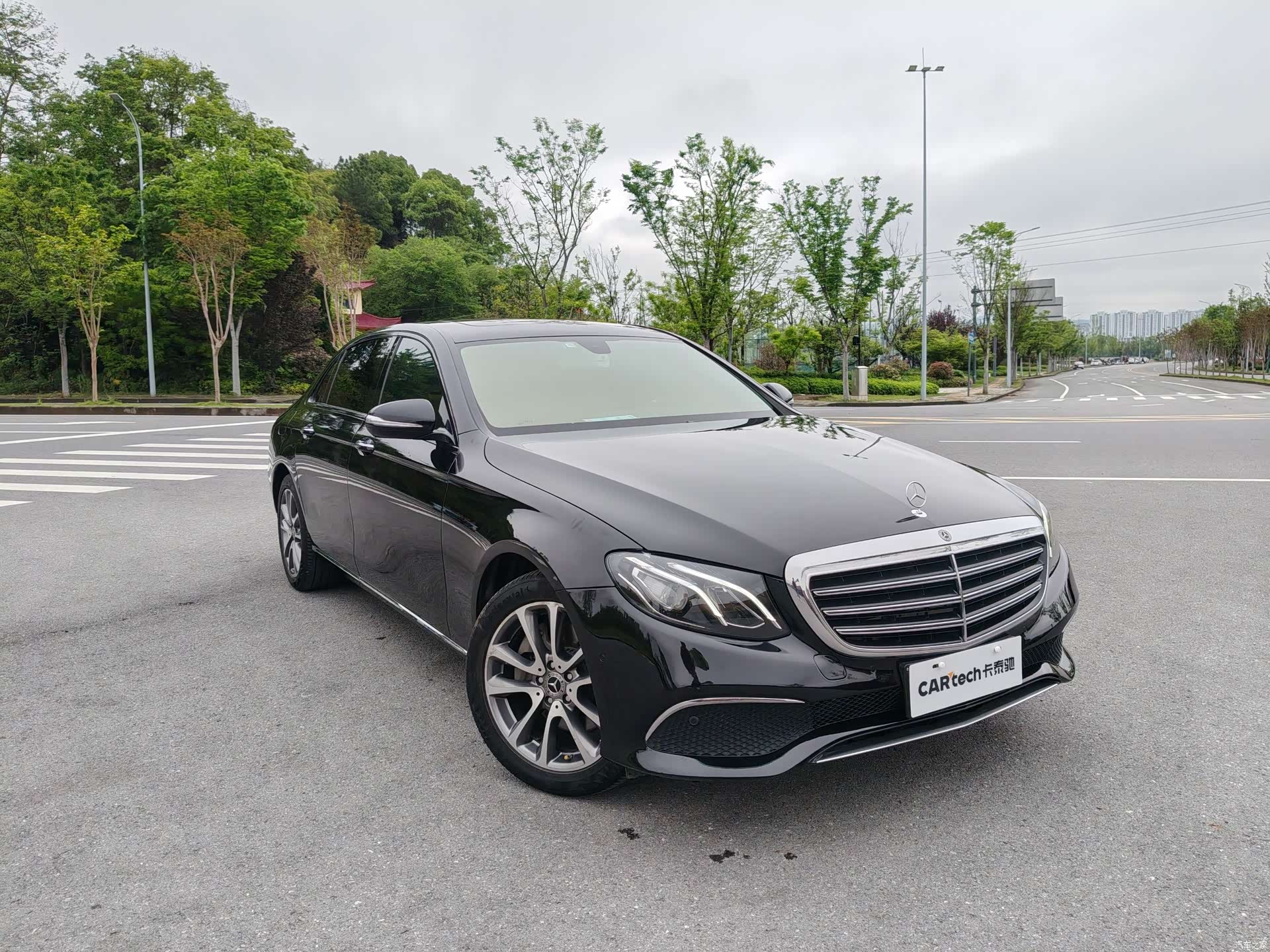 Mercedes-Benz E-Class, 2018 3