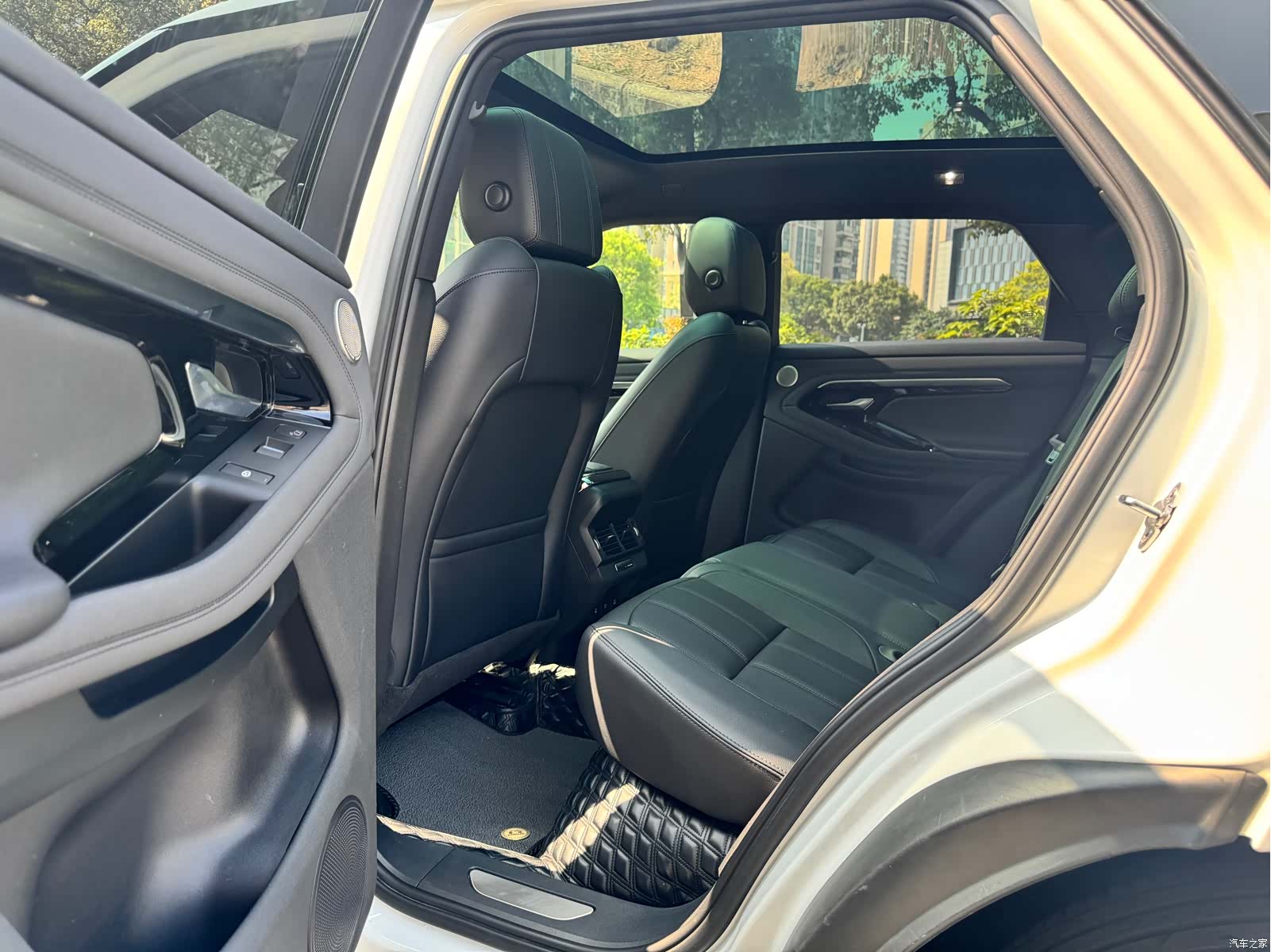 Land Rover Range Rover, 2020 все фото