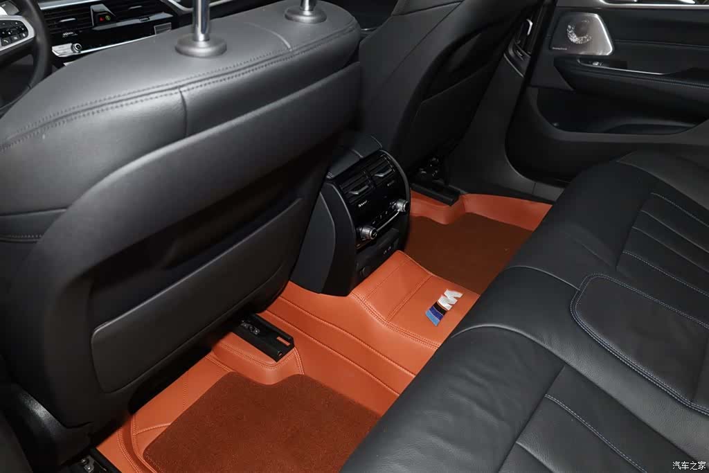 BMW 6 Series GT, 2024 22