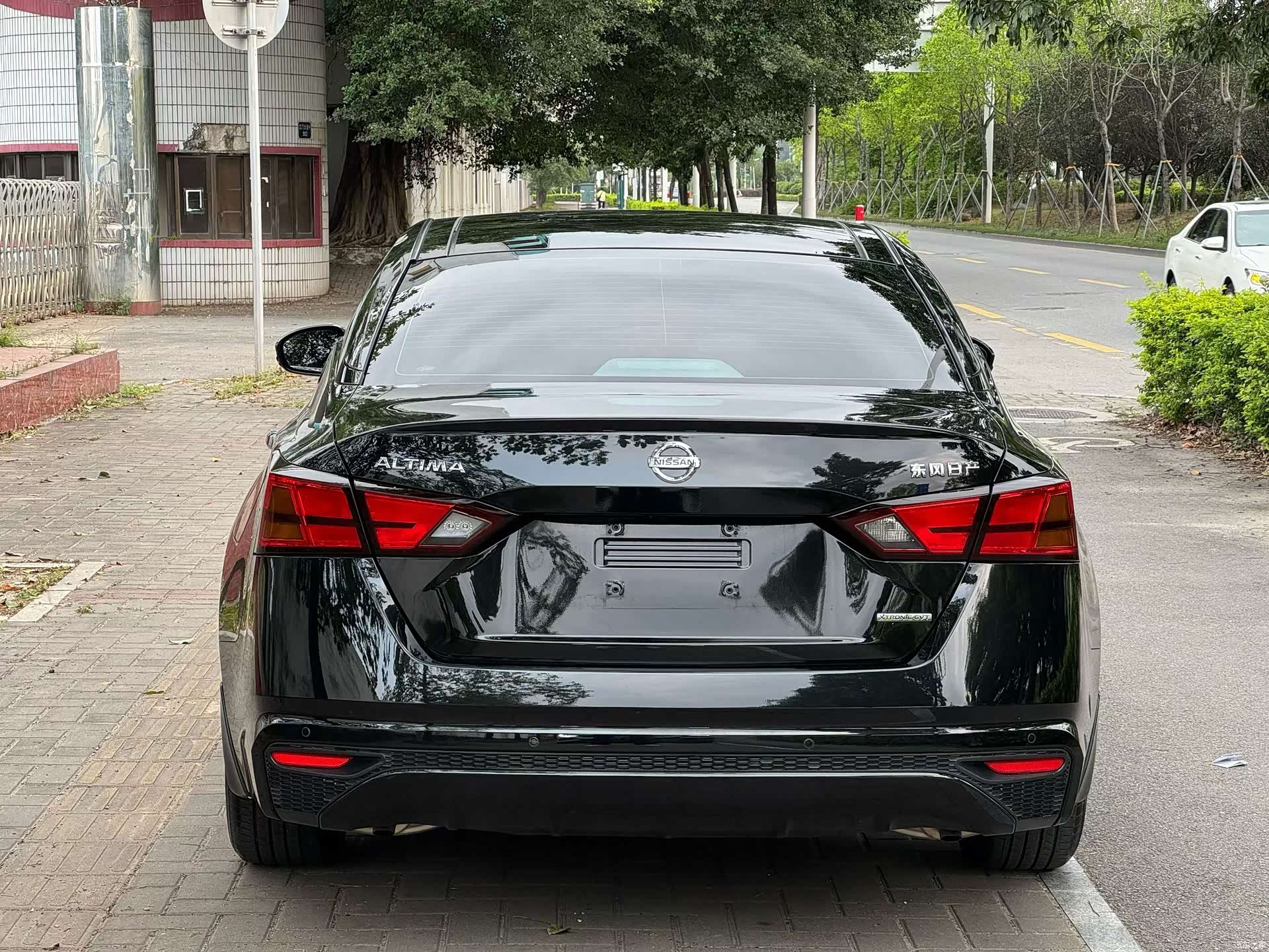 Nissan Teana, 2022 все фото
