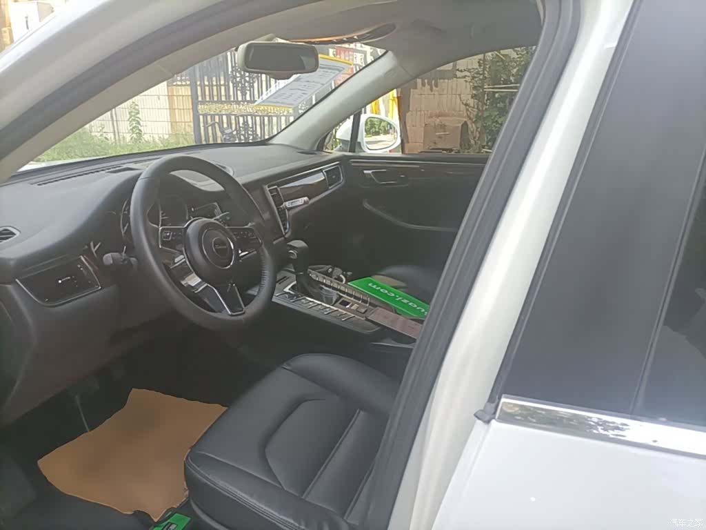 Zotye SR9, 2017 15