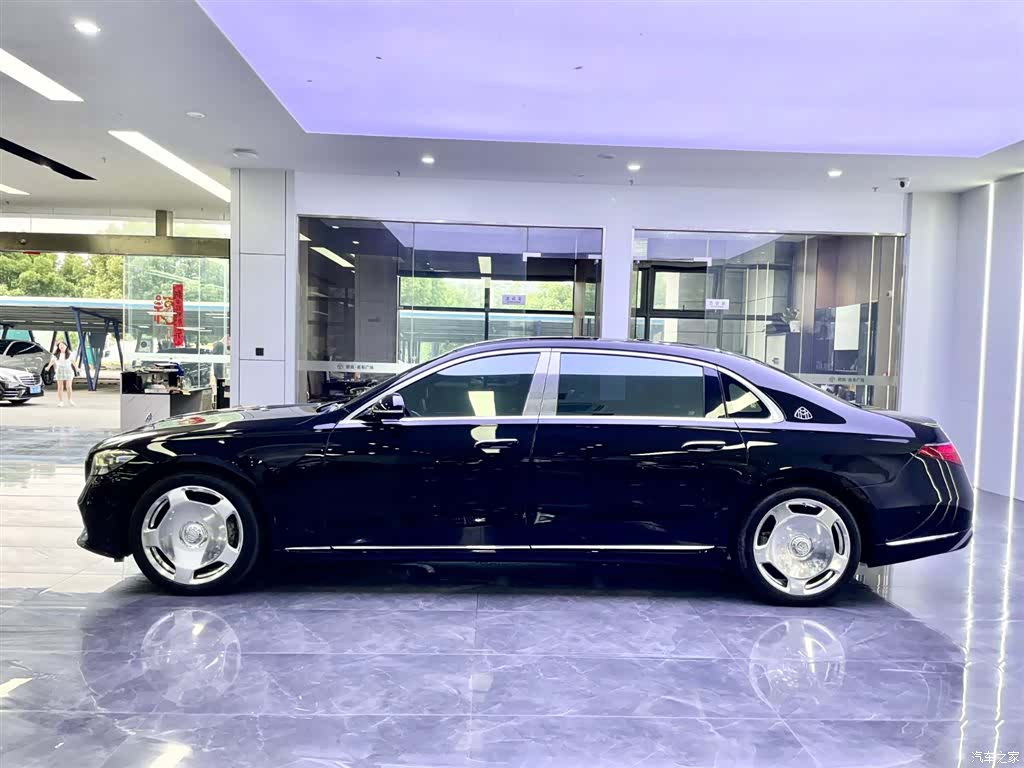 Maybach S-Class, 2022 все фото