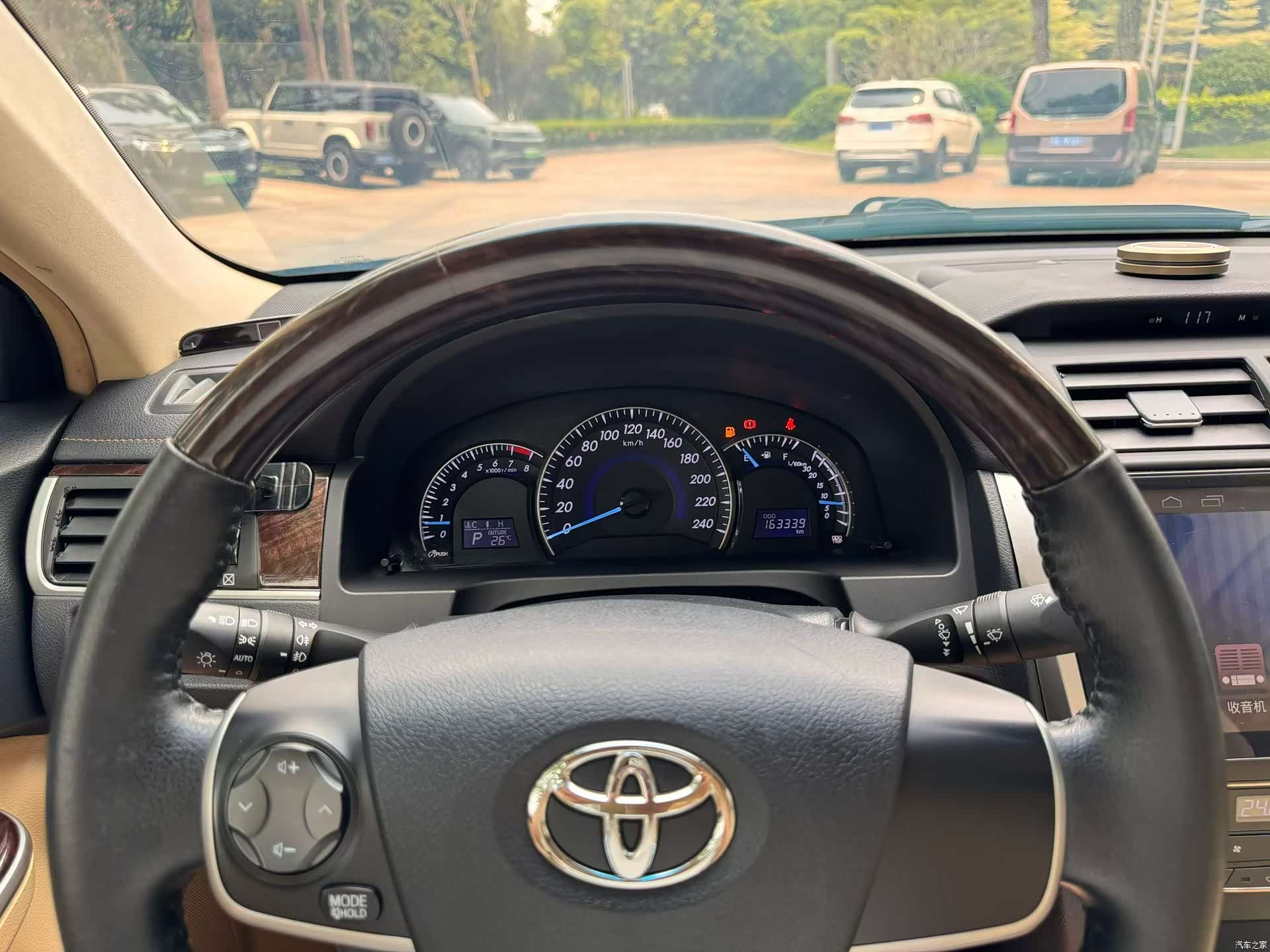 Toyota Camry, 2017 9
