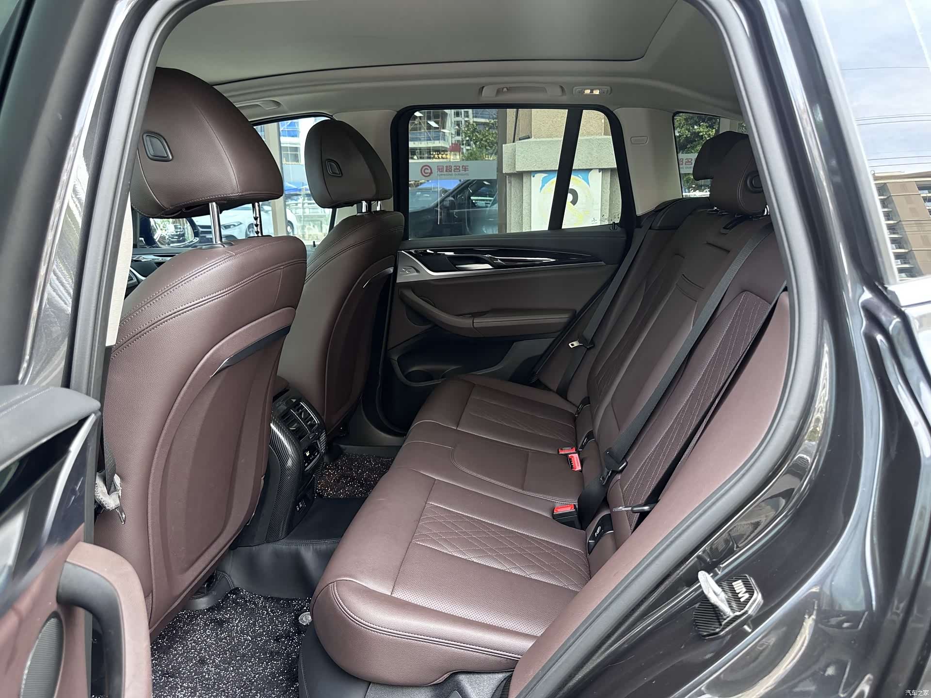 BMW iX3, 2021 11