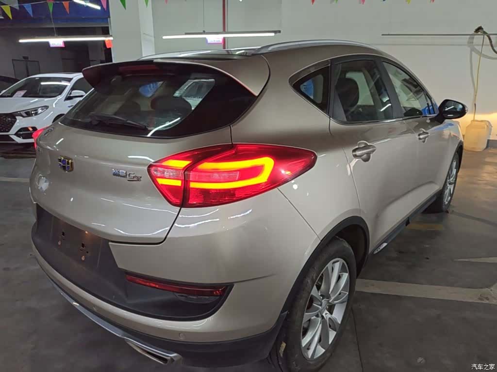 Geely Emgrand, 2017 7
