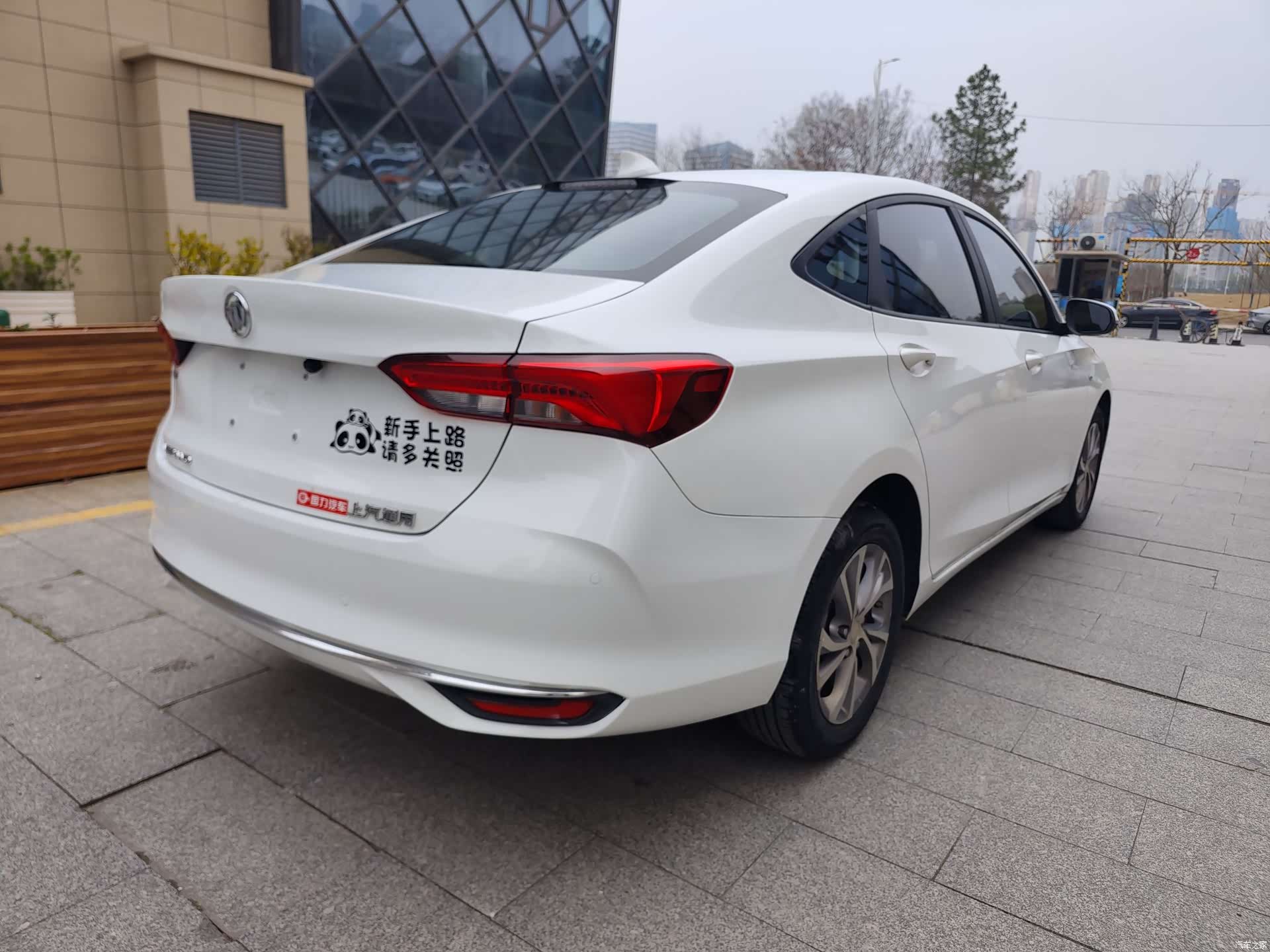 Buick Verano, 2022 4