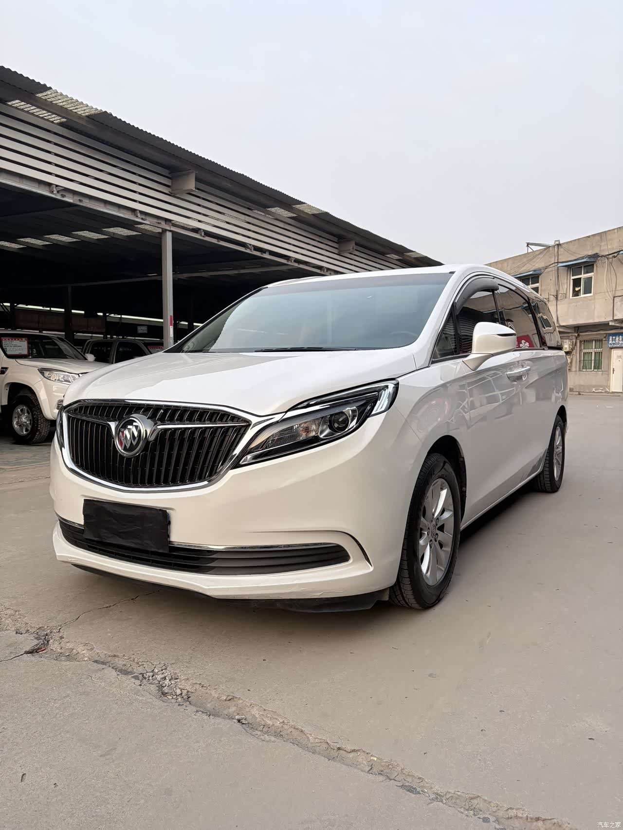 Buick GL8, 2019 1
