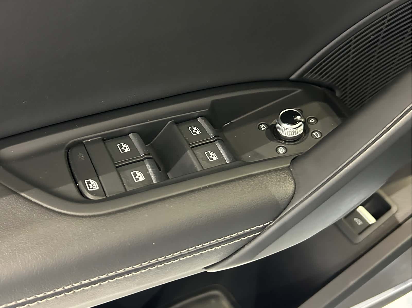Audi Q5L, 2022 6