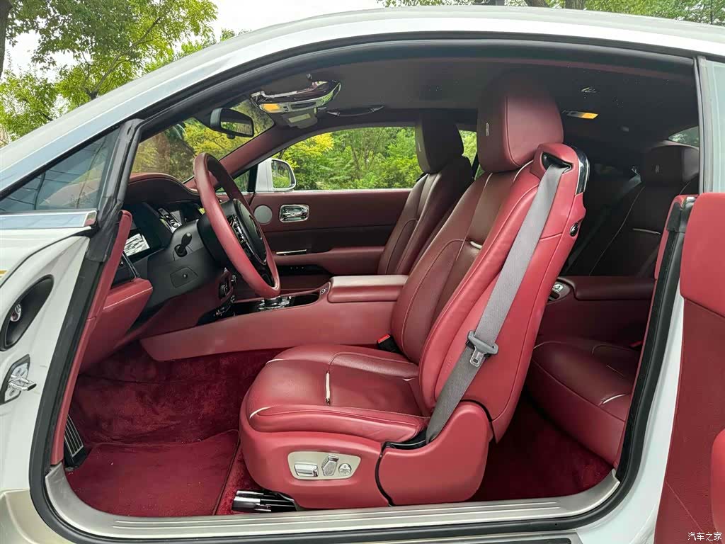 Rolls-Royce Wraith, 2019 все фото