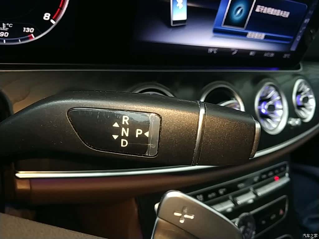 Mercedes-Benz E-Class, 2018 14