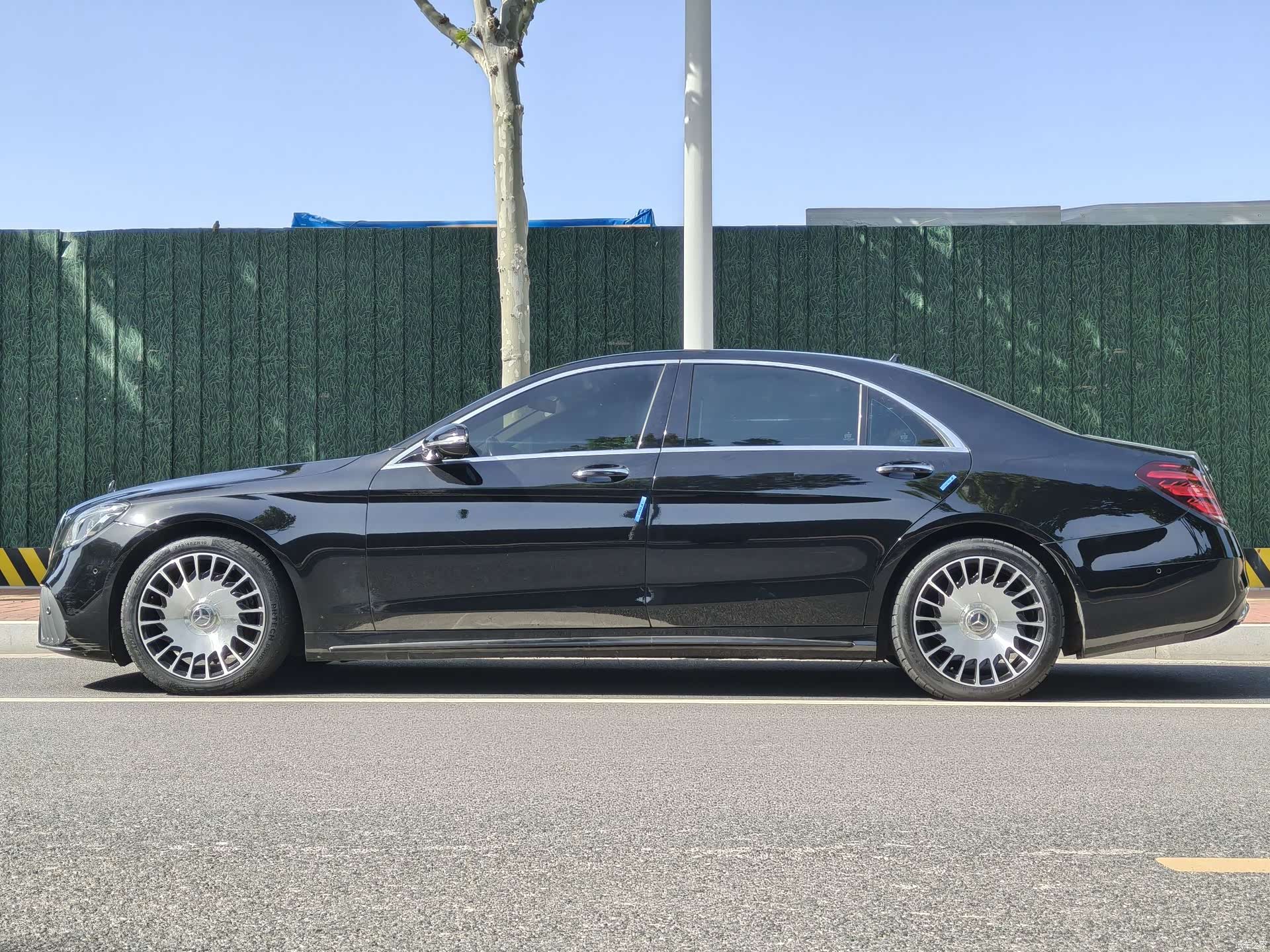 Mercedes-Benz S-Class, 2020 3