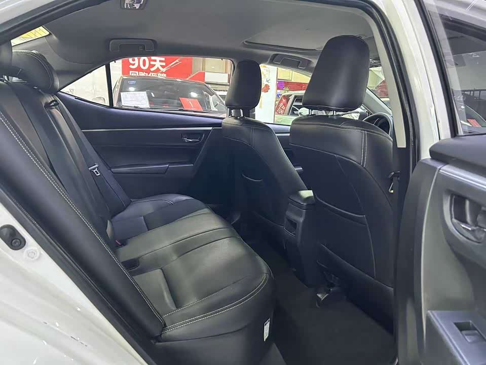 Toyota Corolla dual engine E+ Toyota Corolla dual engine E+