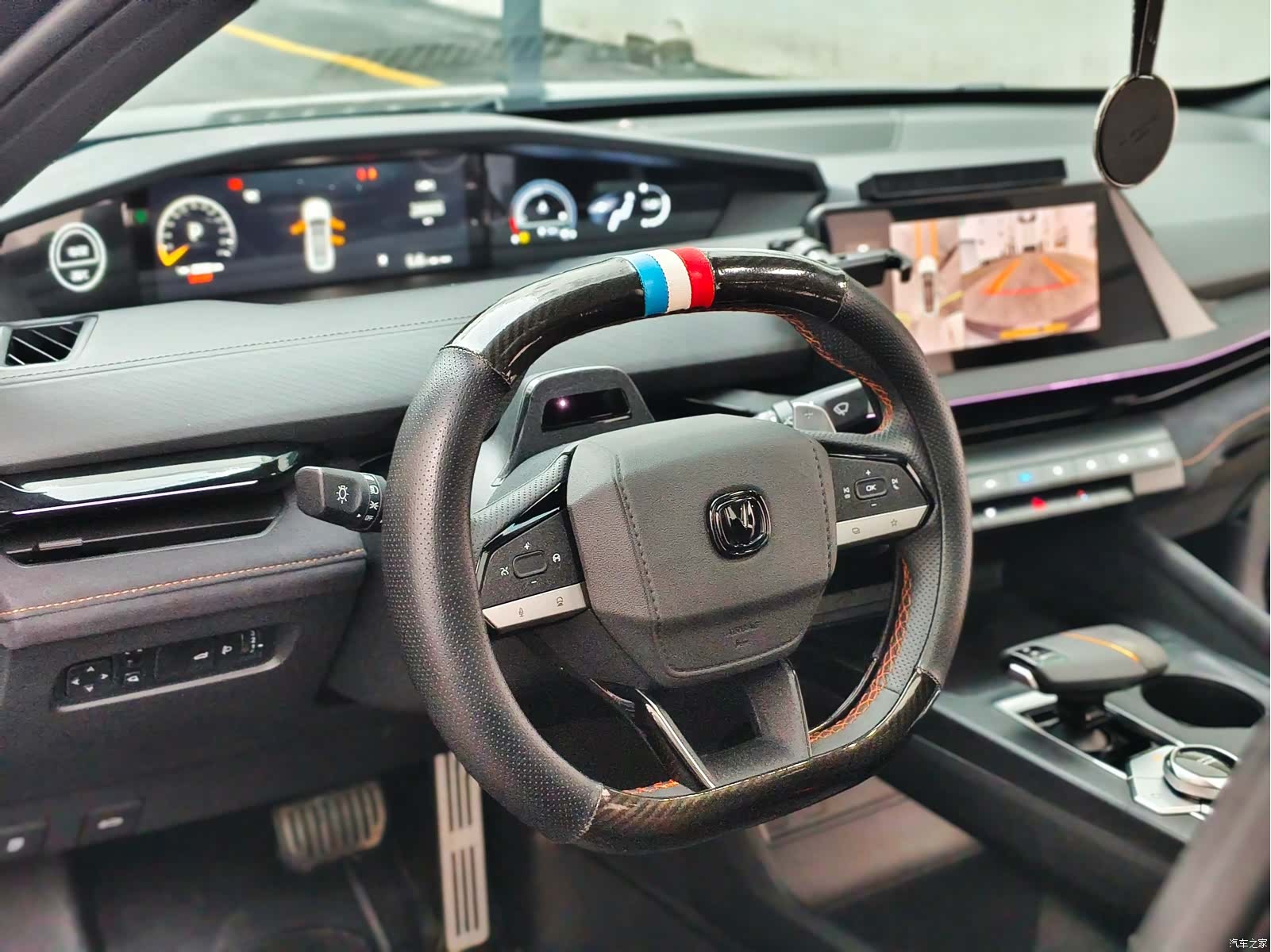 Changan UNI-V, 2022 7