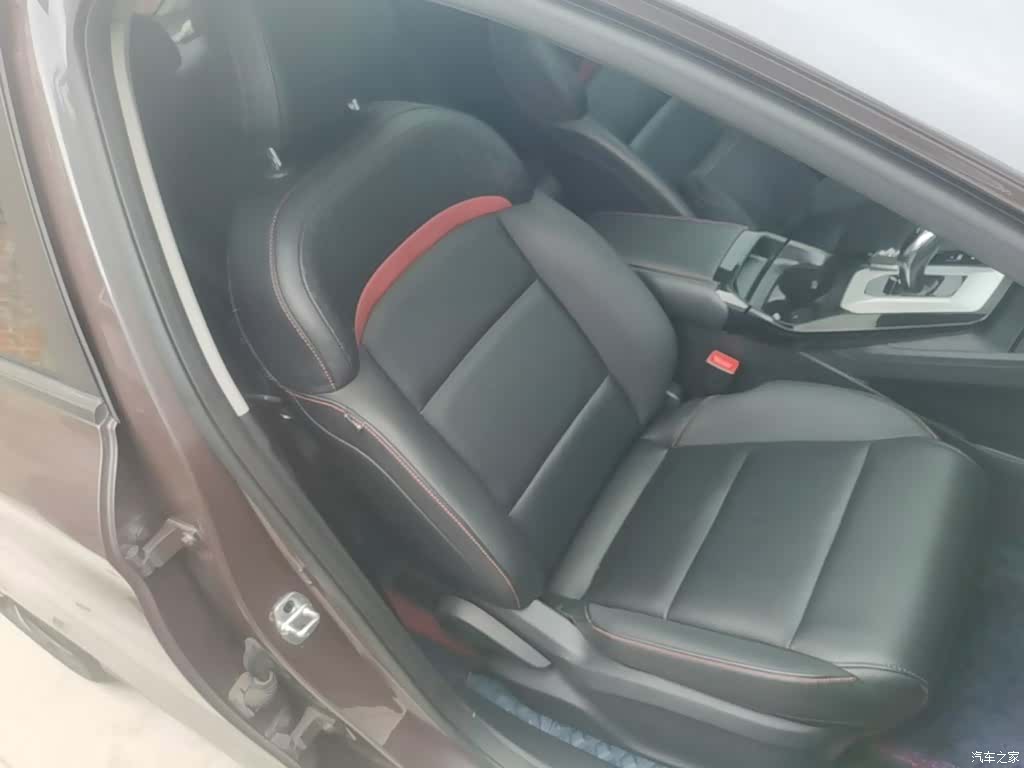 MG MG5, 2021 25