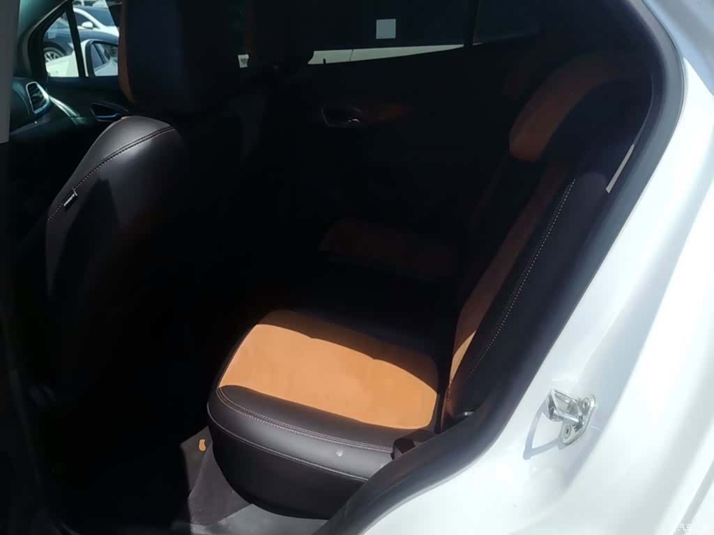 Buick Encore, 2015 13