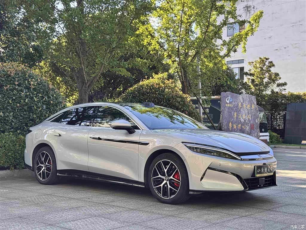 BYD Han, 2025 3