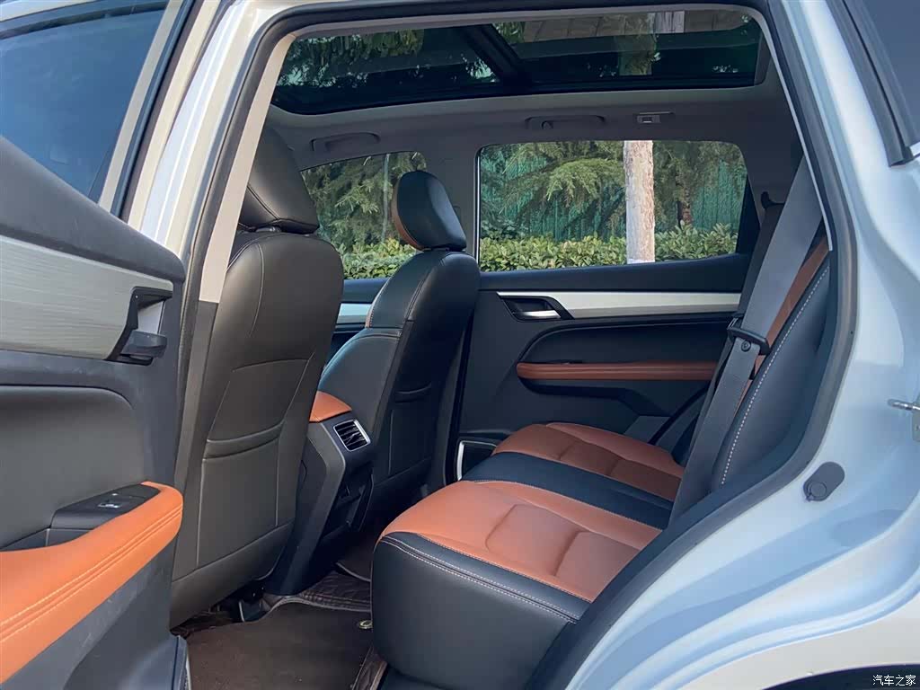 Geely X6, 2020 все фото