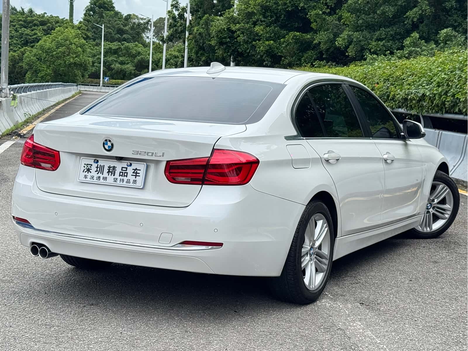 BMW 3 Series, 2017 все фото