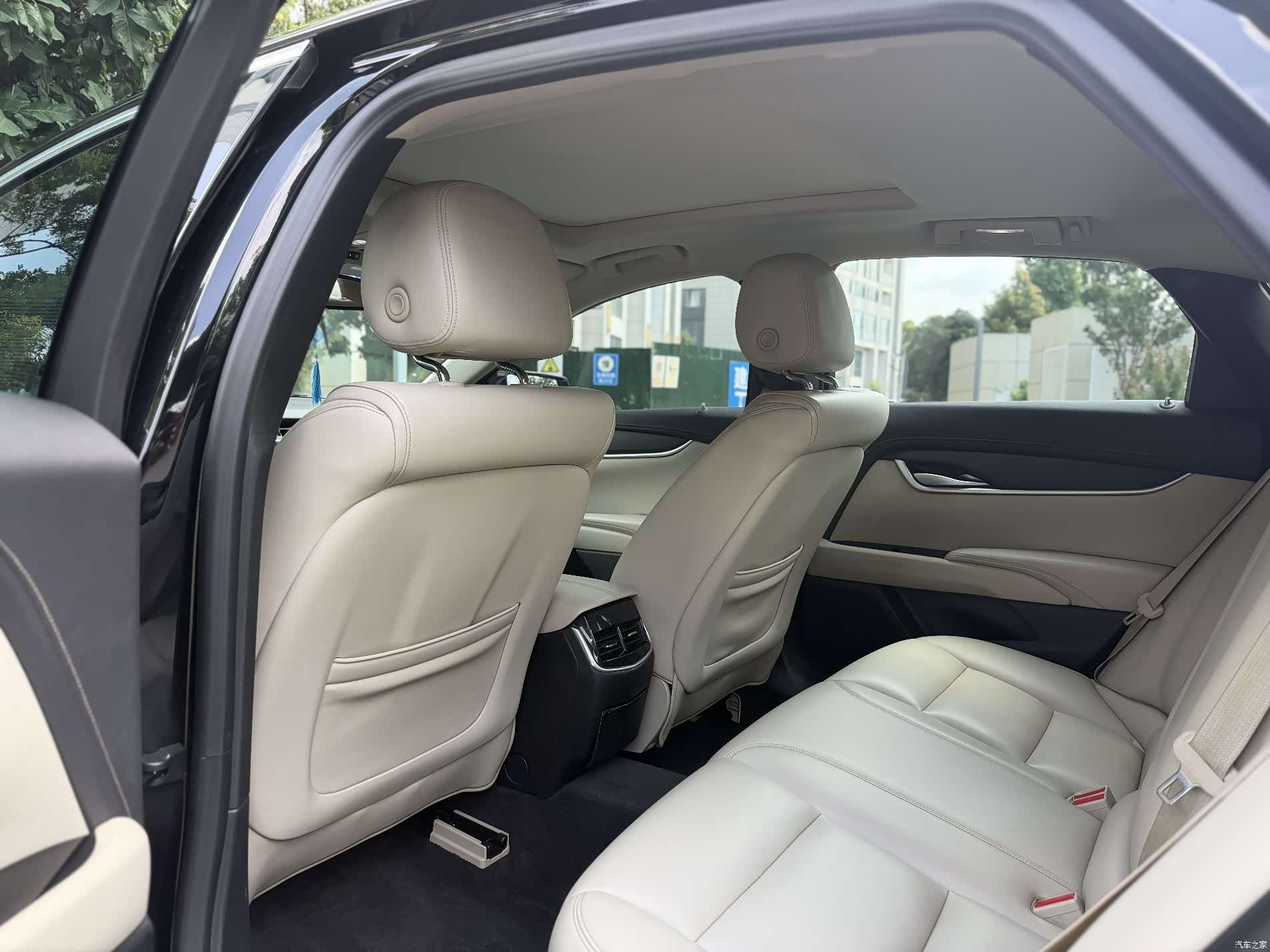 Cadillac XTS, 2019 6