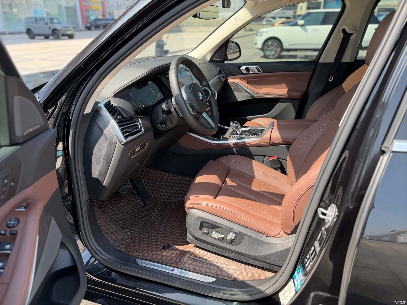 BMW X5, 2019 все фото