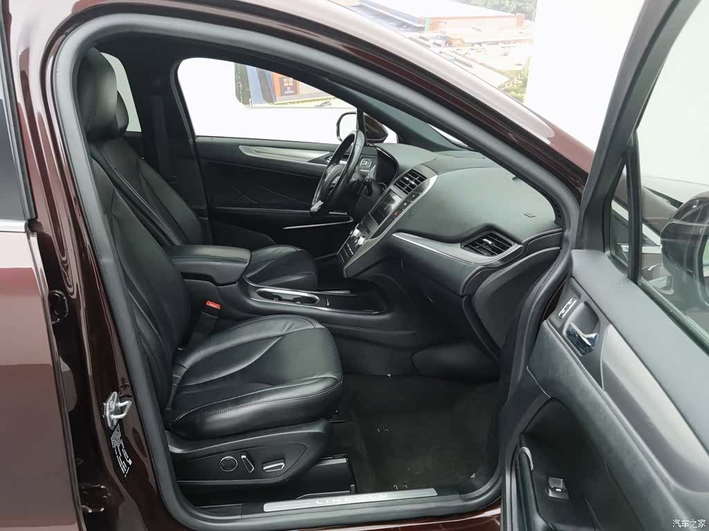 Lincoln MKC, 2019 23