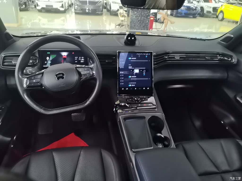 NIO ES8, 2022 10