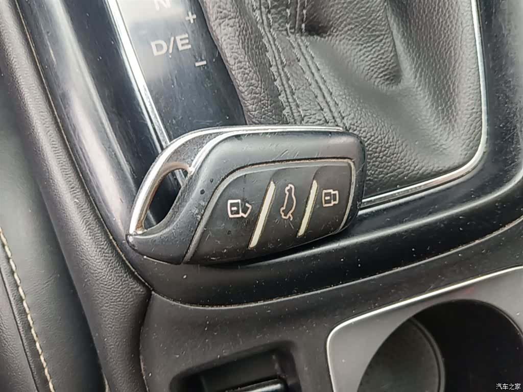 Roewe i5, 2021 9