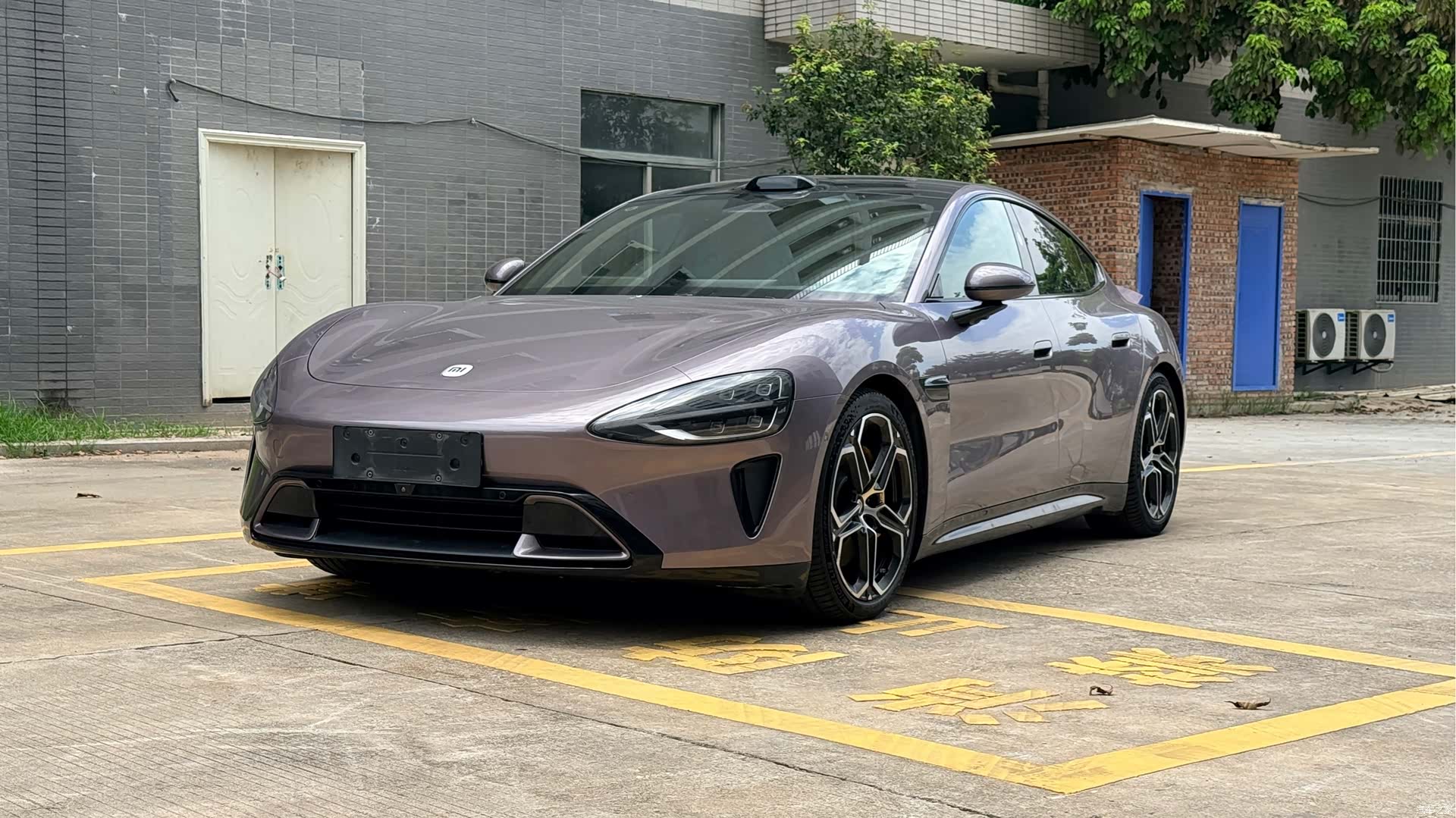 Xiaomi SU7, 2024 1