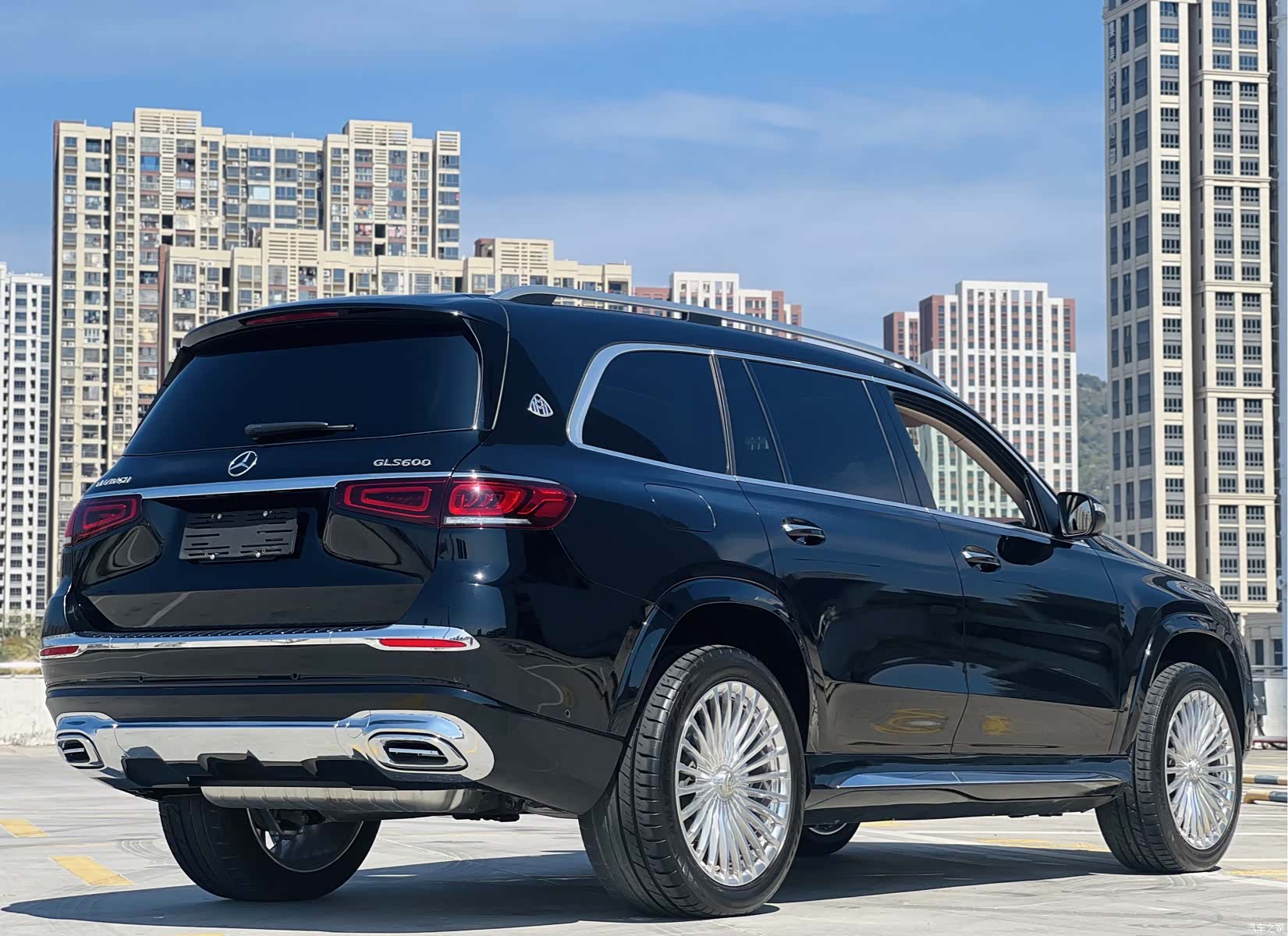 Mercedes-Benz GLS, 2023 14