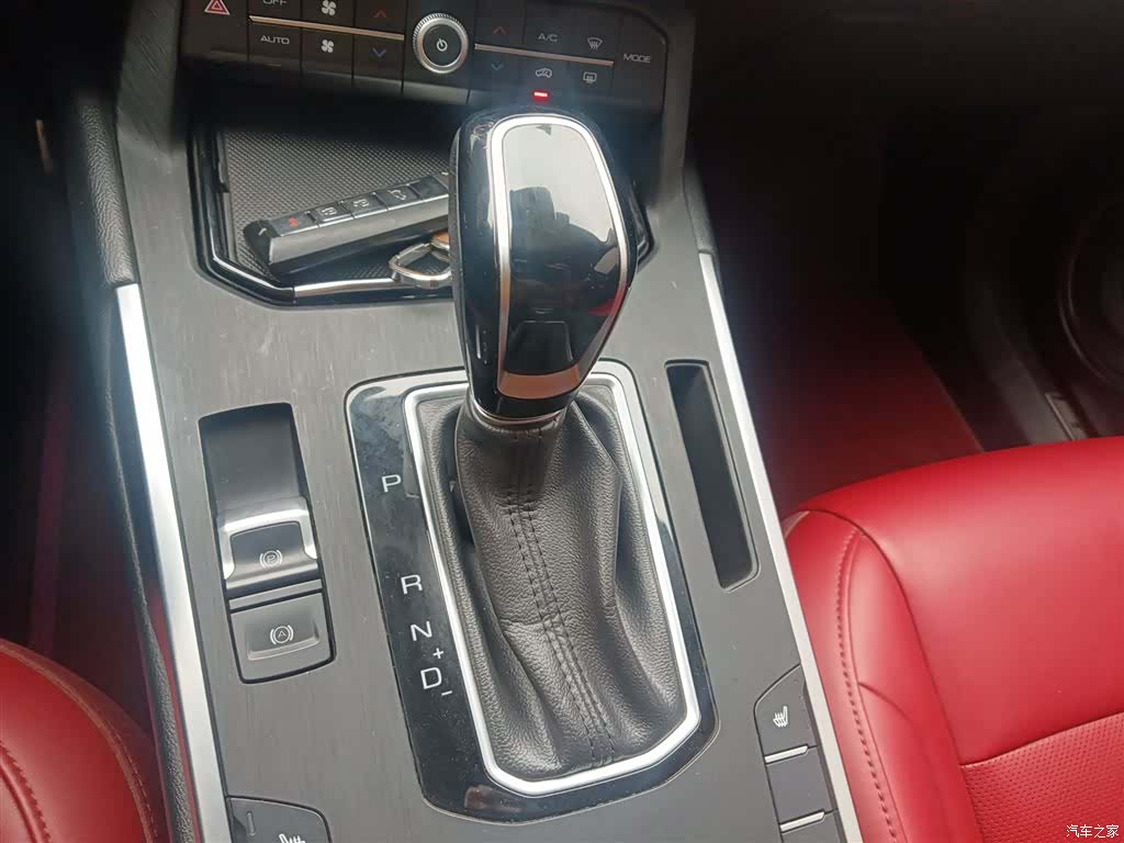 WEY VV5, 2017 10