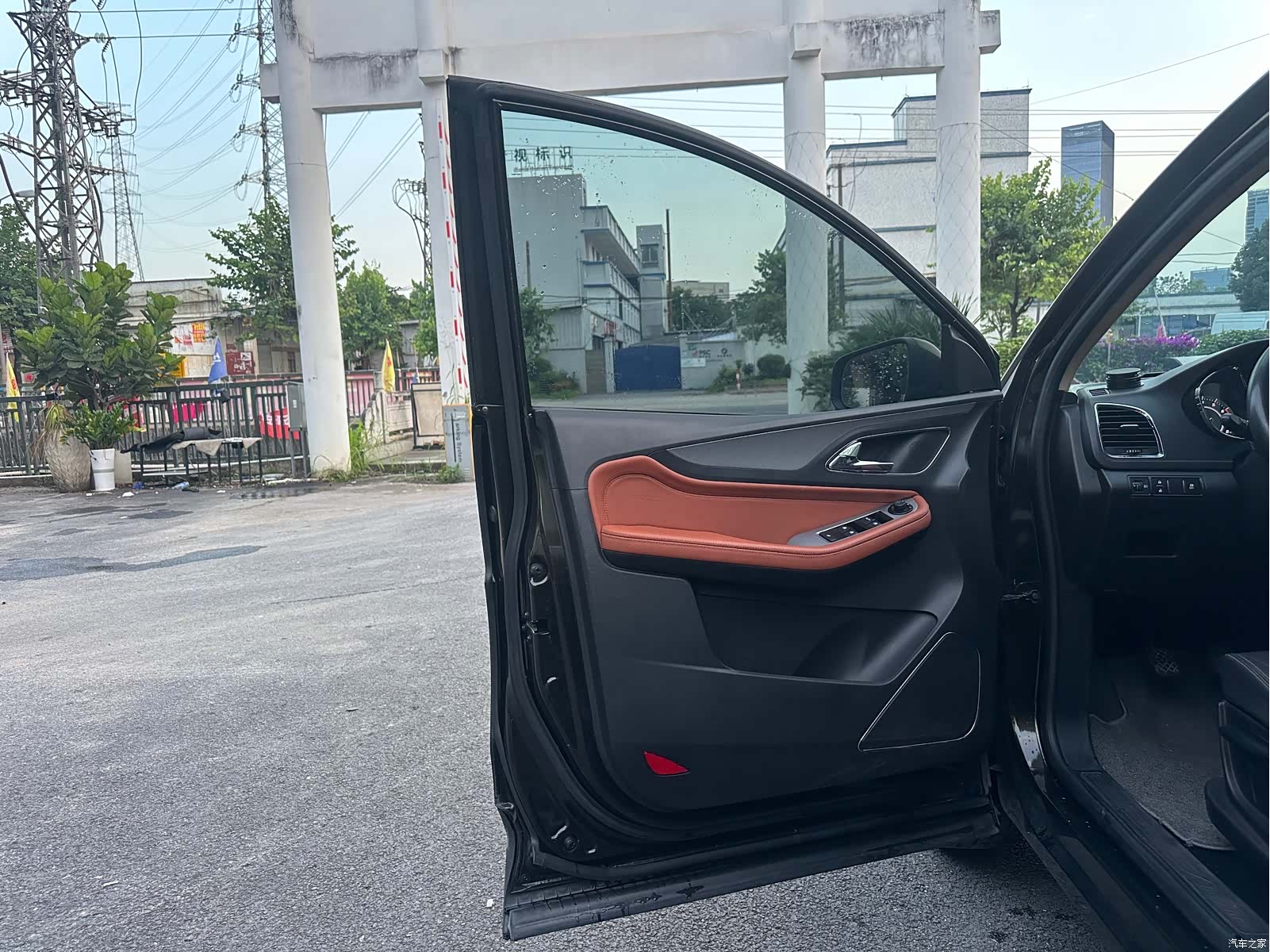 Wuling 560, 2016 9