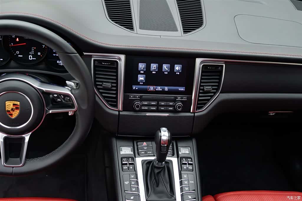 Porsche Macan, 2018 12