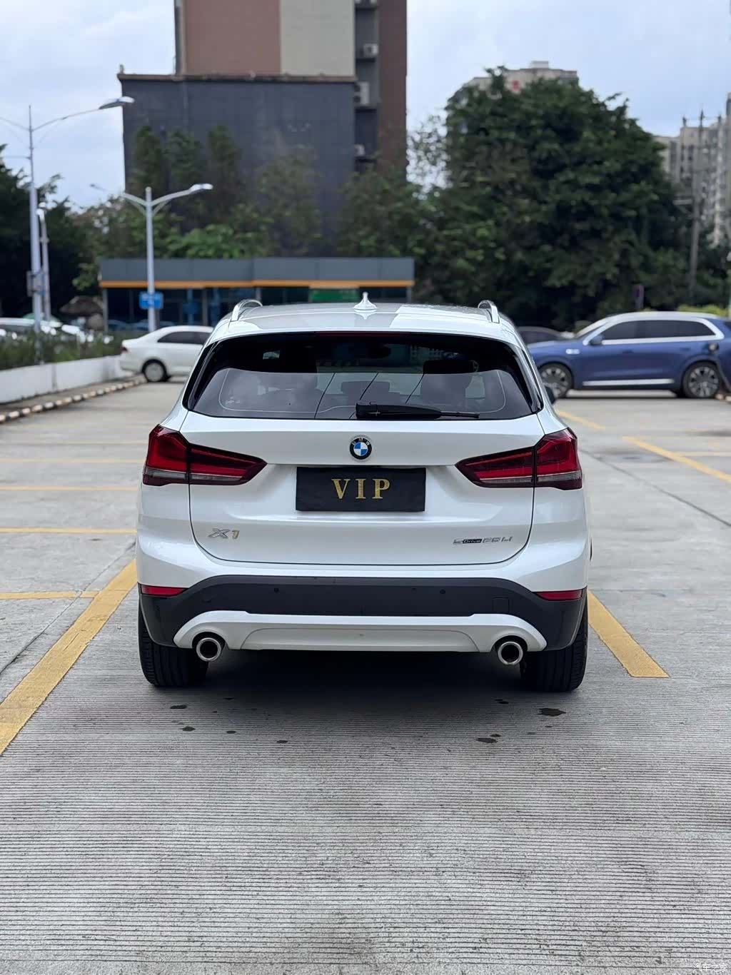 BMW X1, 2022 все фото