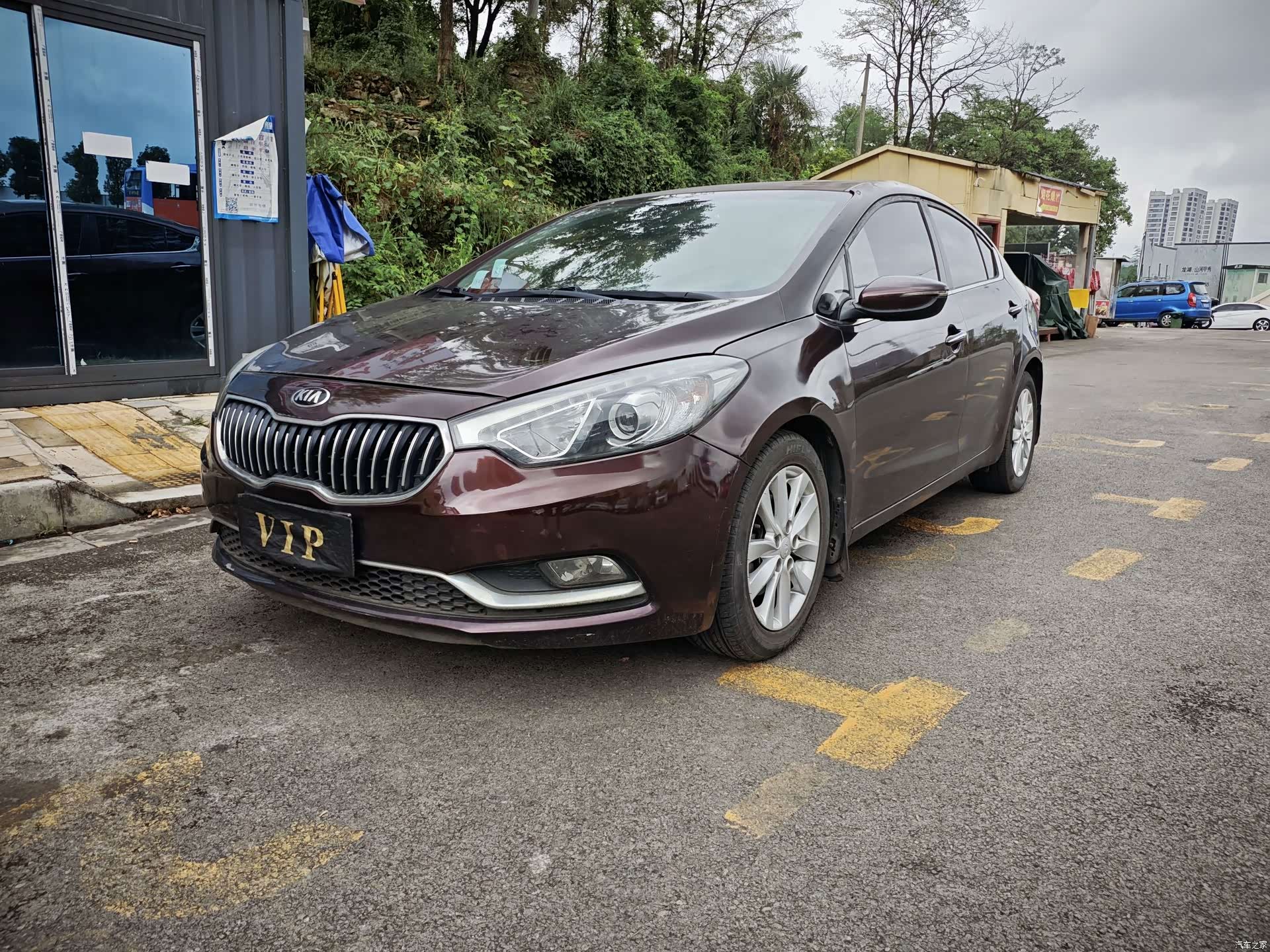 Kia K3, 2013 1