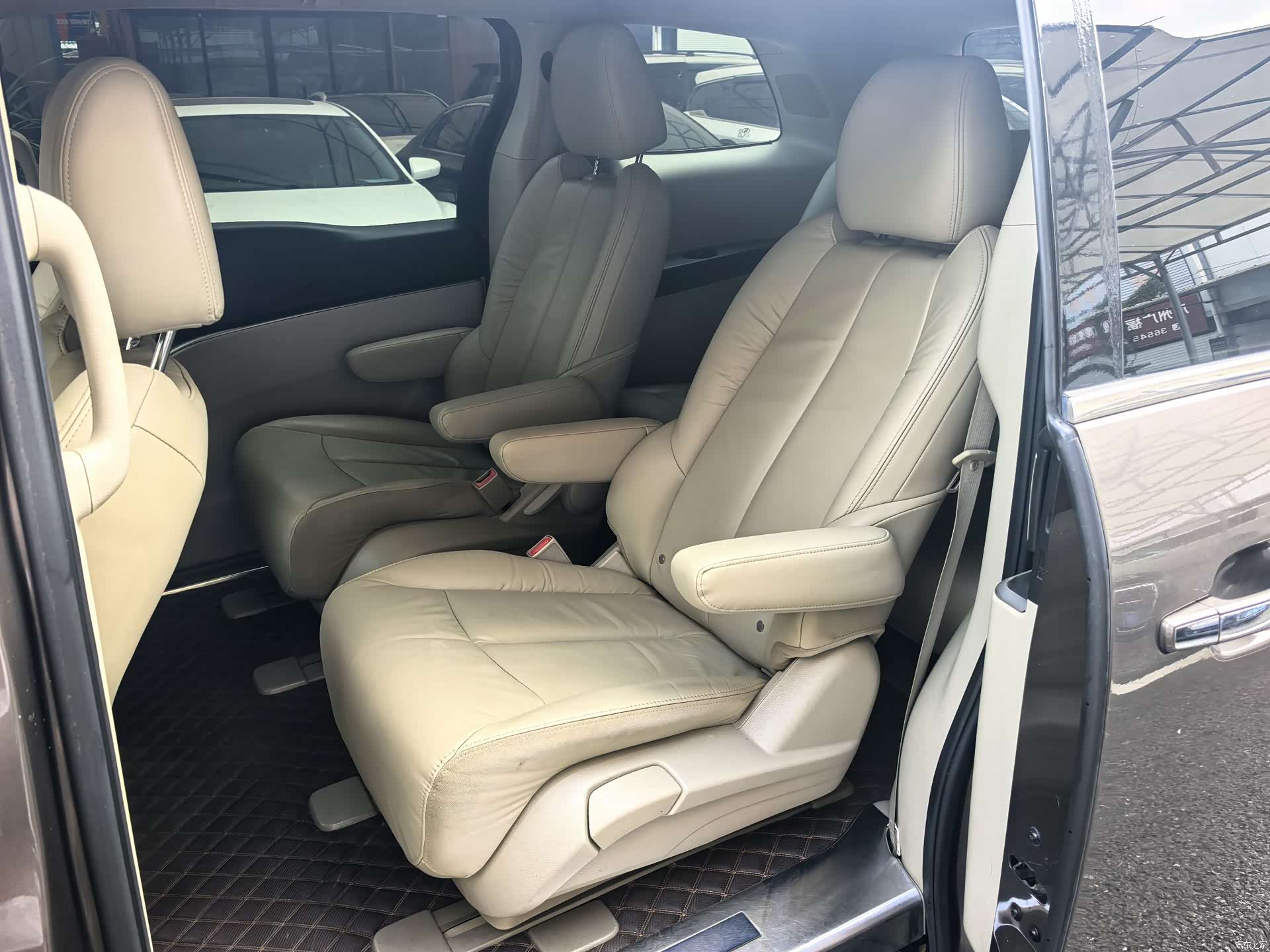 Buick GL8, 2018 12