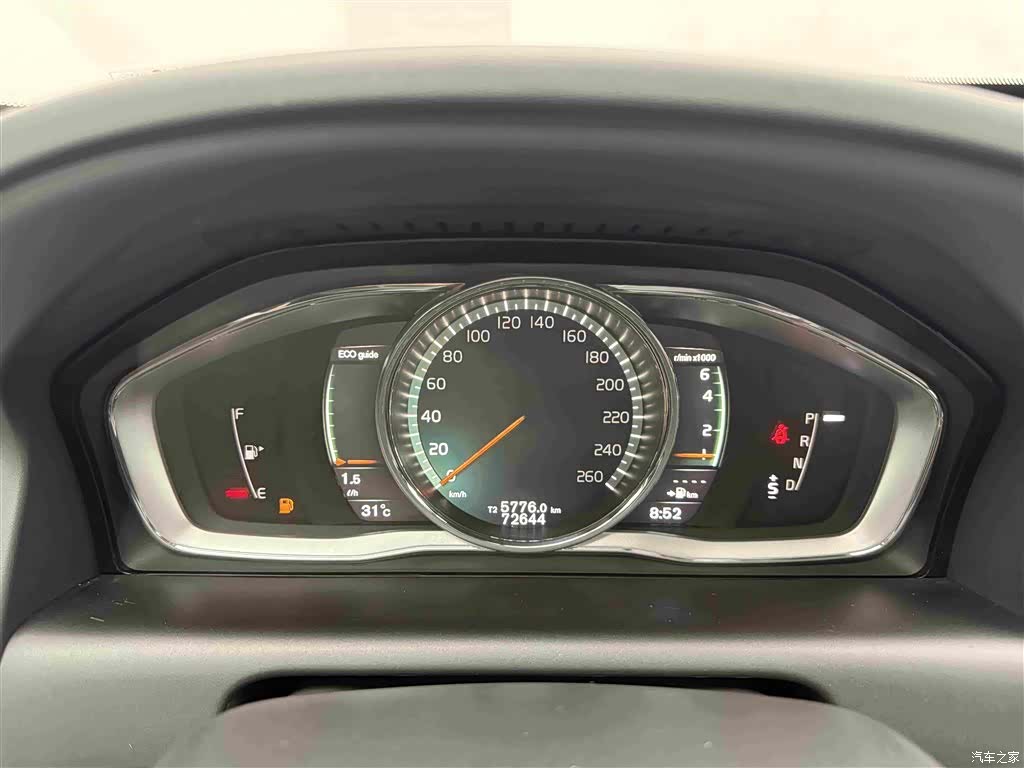 Volvo XC60, 2017 17