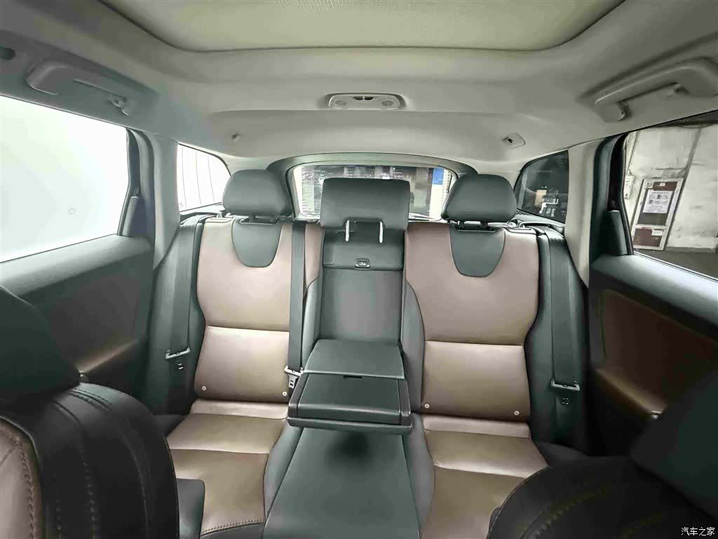 Volvo XC60, 2017 10