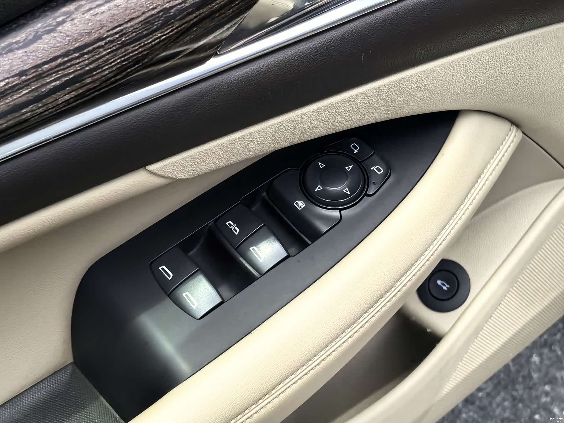 Buick LaCrosse, 2017 19