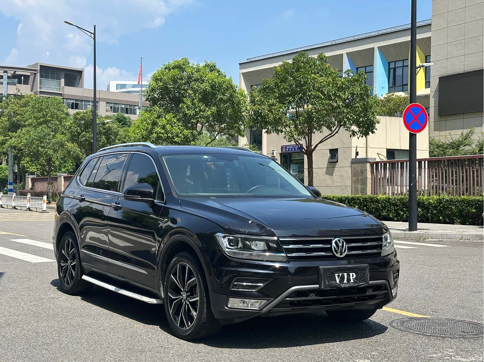 Volkswagen Tiguan L, 2019 3
