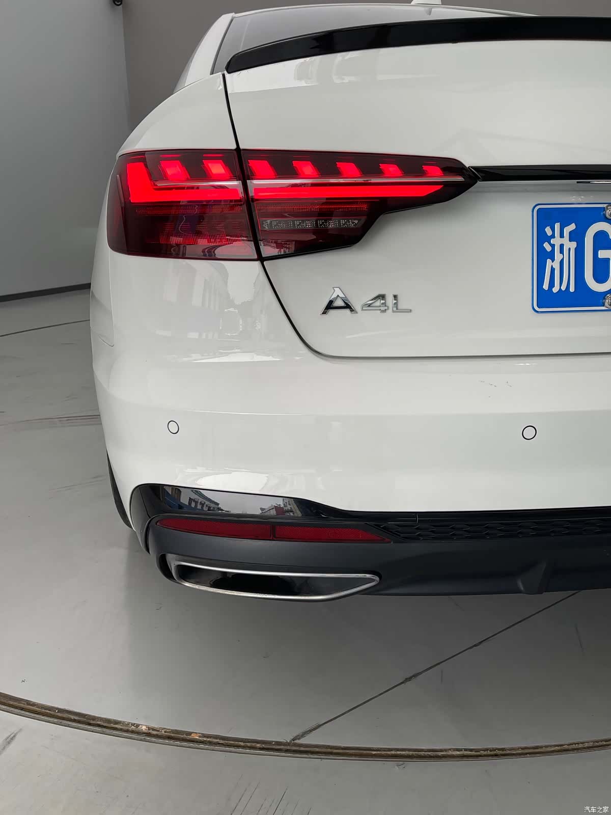 Audi A4L, 2024 9