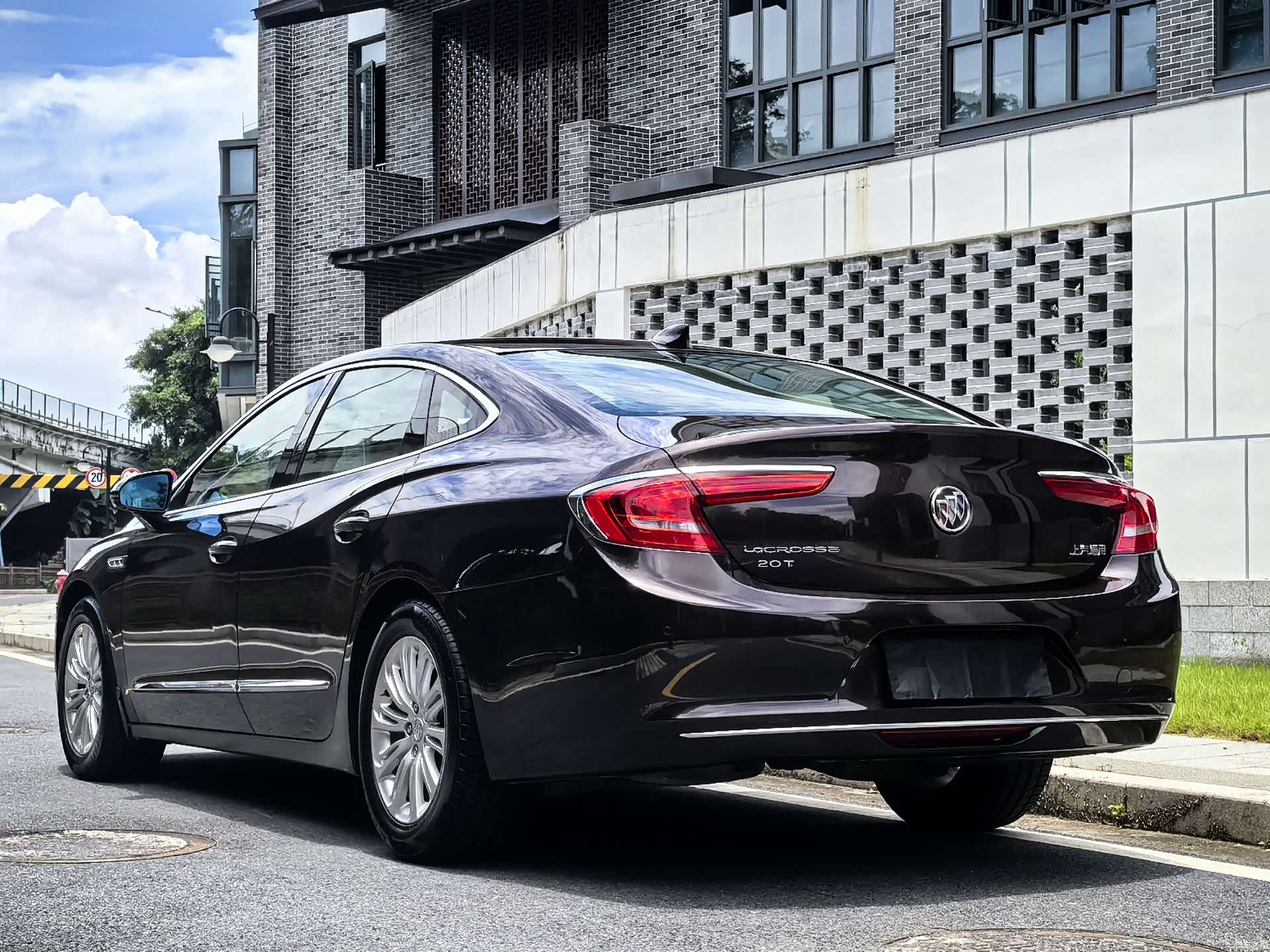 Buick LaCrosse, 2017 13