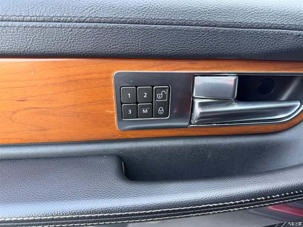Land Rover Range Rover, 2010 10